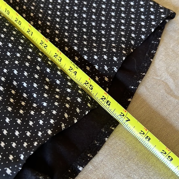 Ann Taylor Blouse - Picture 6 of 11